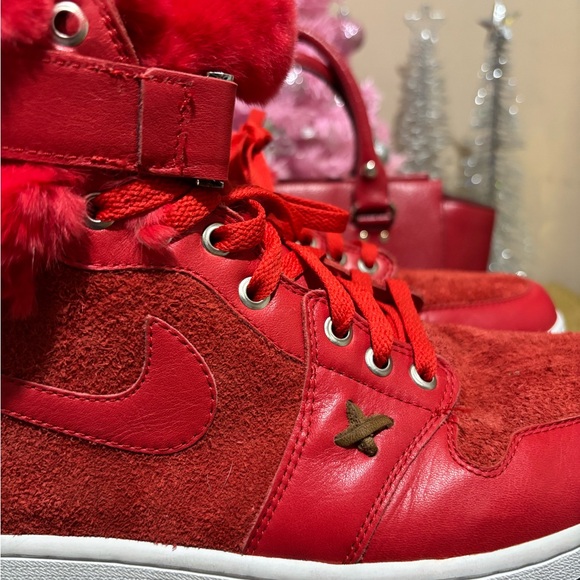 AIR JORDAN 1 “LUX” RUBY STREET ALPS CUSTOM MADE NIKE WITH FUR. - Picture 10 of 16